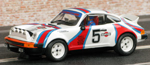 Ninco 50527 Porsche 911SC RS - #5 Martini. 4th place, Safari Rally 1978. Björn Waldegaard / Hans Thorszelius
