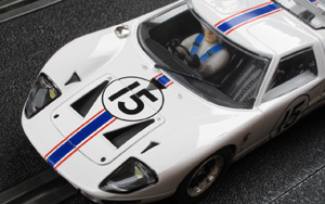 Scalextric C3315 Ford GT40 - #15 Ford France. DNF, Le Mans 24 Hours 1966. Guy Ligier / Bob Grossmann - 09