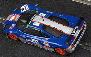 Scalextric C3969 McLaren F1 GTR - No.24 GTC Gulf Racing. 4th place, Le Mans 24 Hours 1995. Mark Blundell / Ray Bellm / Maurizio Sandro Sala - 04