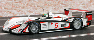 SCX 61700 Audi R8 - #5 Casio. Winner, Le Mans 24hrs 2004. Rinaldo Capello / Tom Kristensen / Seiji Ara