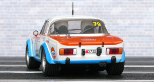 SCX 63770 Fiat 124 Spyder 04